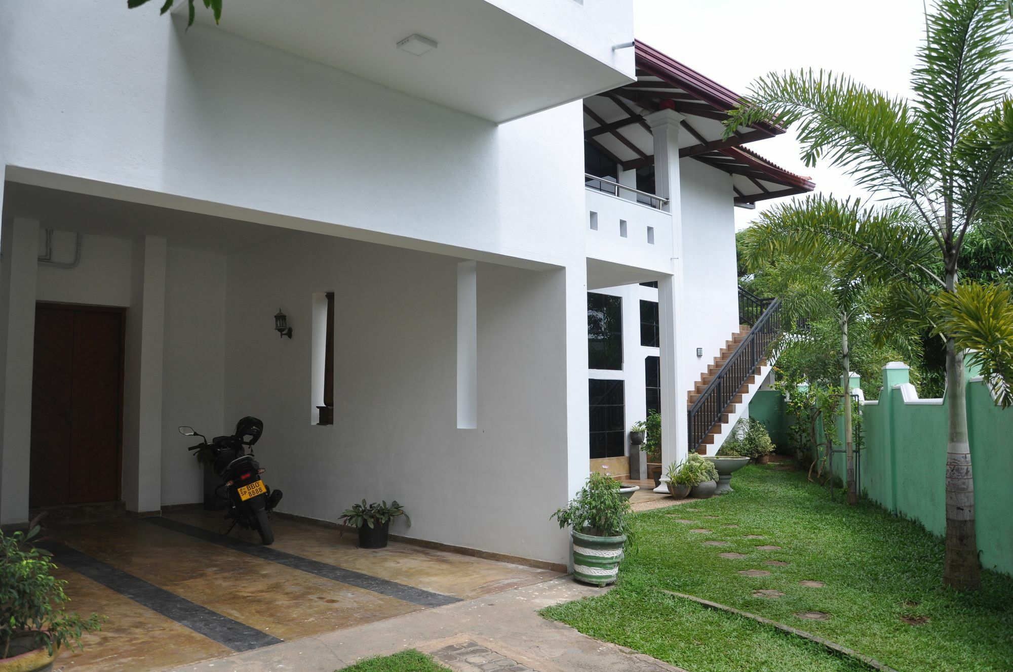 Shakuna Villa Hikkaduwa Exterior foto